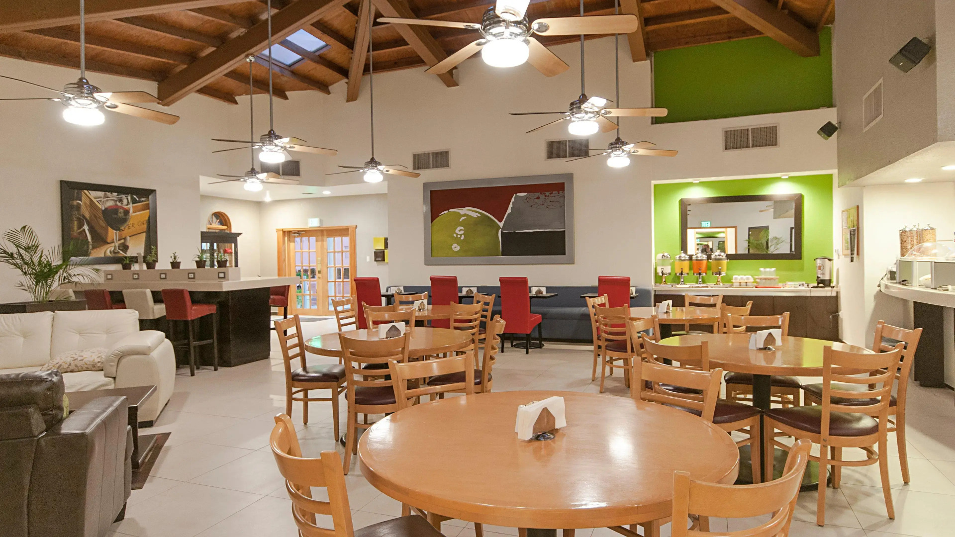 Holiday Inn & Suites Chihuahua Expo