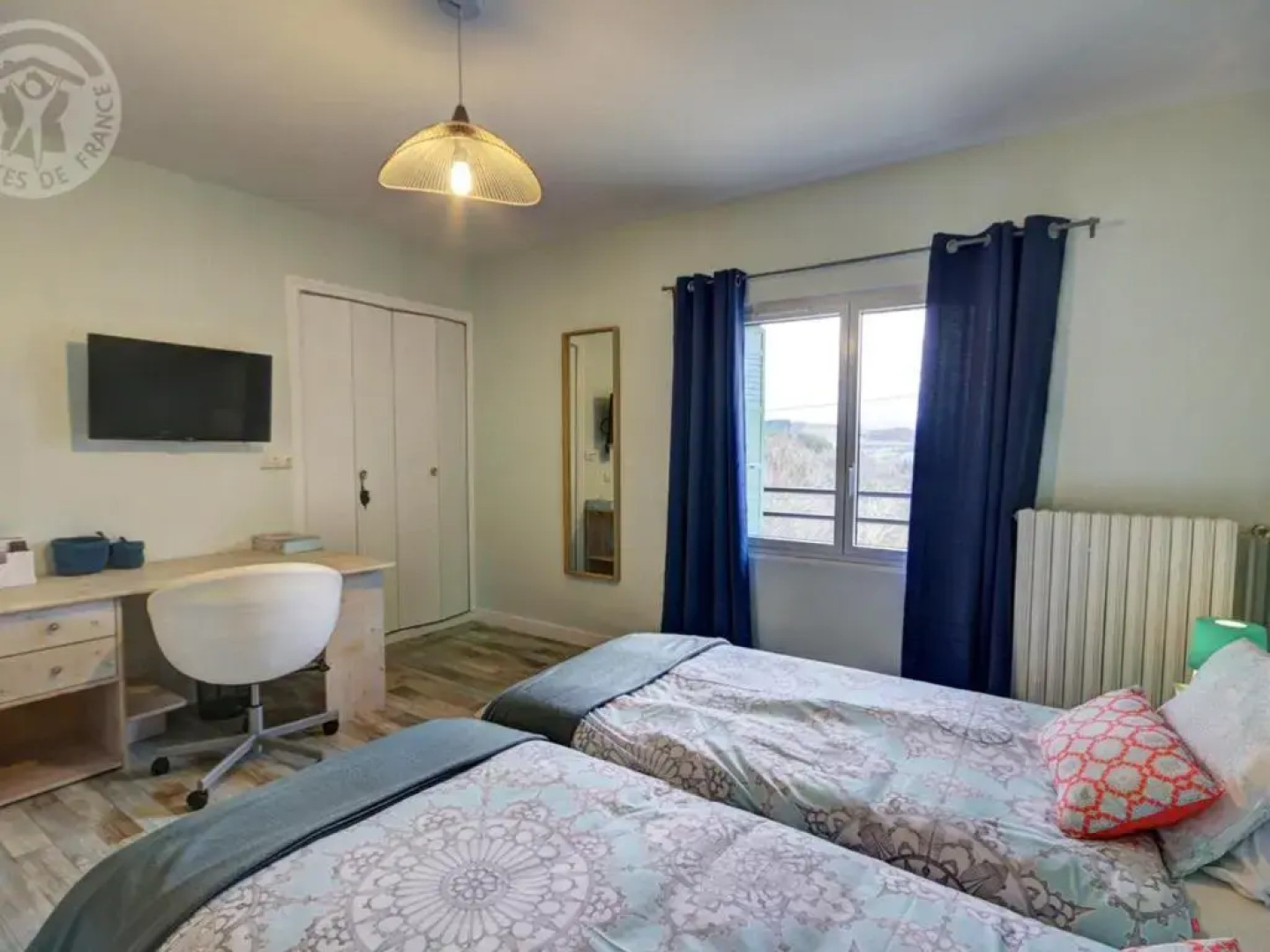 Gîte Saint-Just-Saint-Rambert, 5 pièces, 8 personnes - FR-1-496-195