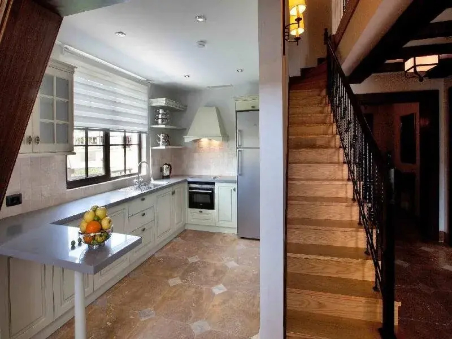 Sakit Gol - Silent Lake Hotel