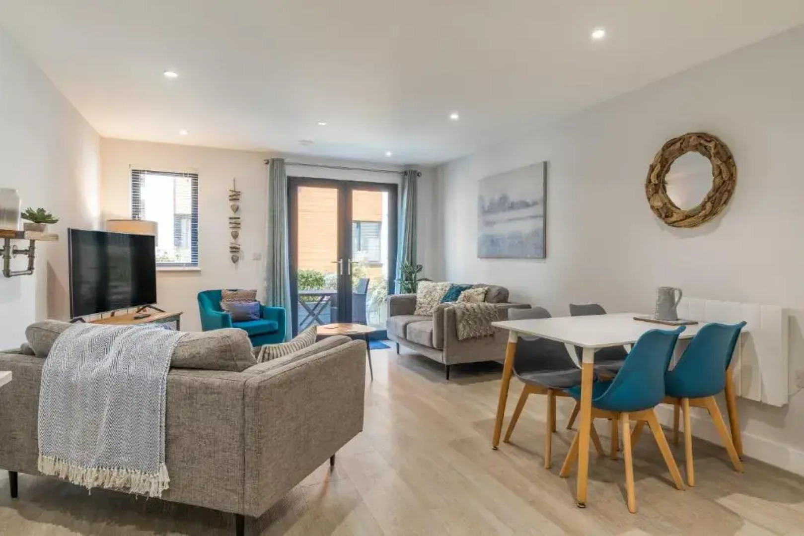 1 Putsborough - Luxury Apartment at Byron Woolacombe, only 4 minute walk to Woolacombe Beach!