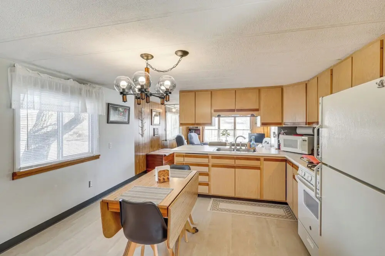 2 Mi to Sturgis Motorcycle Rally: Peaceful Home