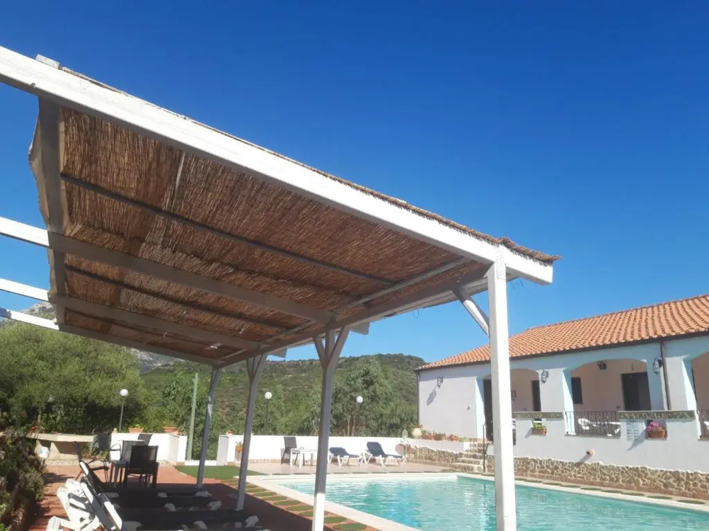 Hotel B&B Valle del Cedrino