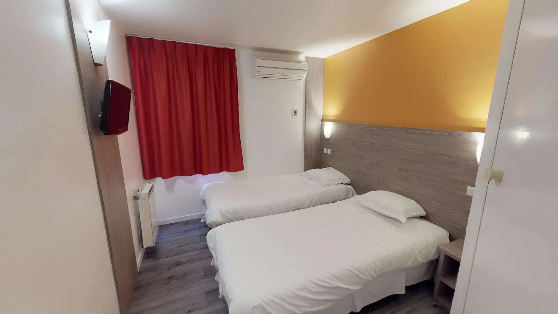 Kyriad Direct  Poissy - Acheres