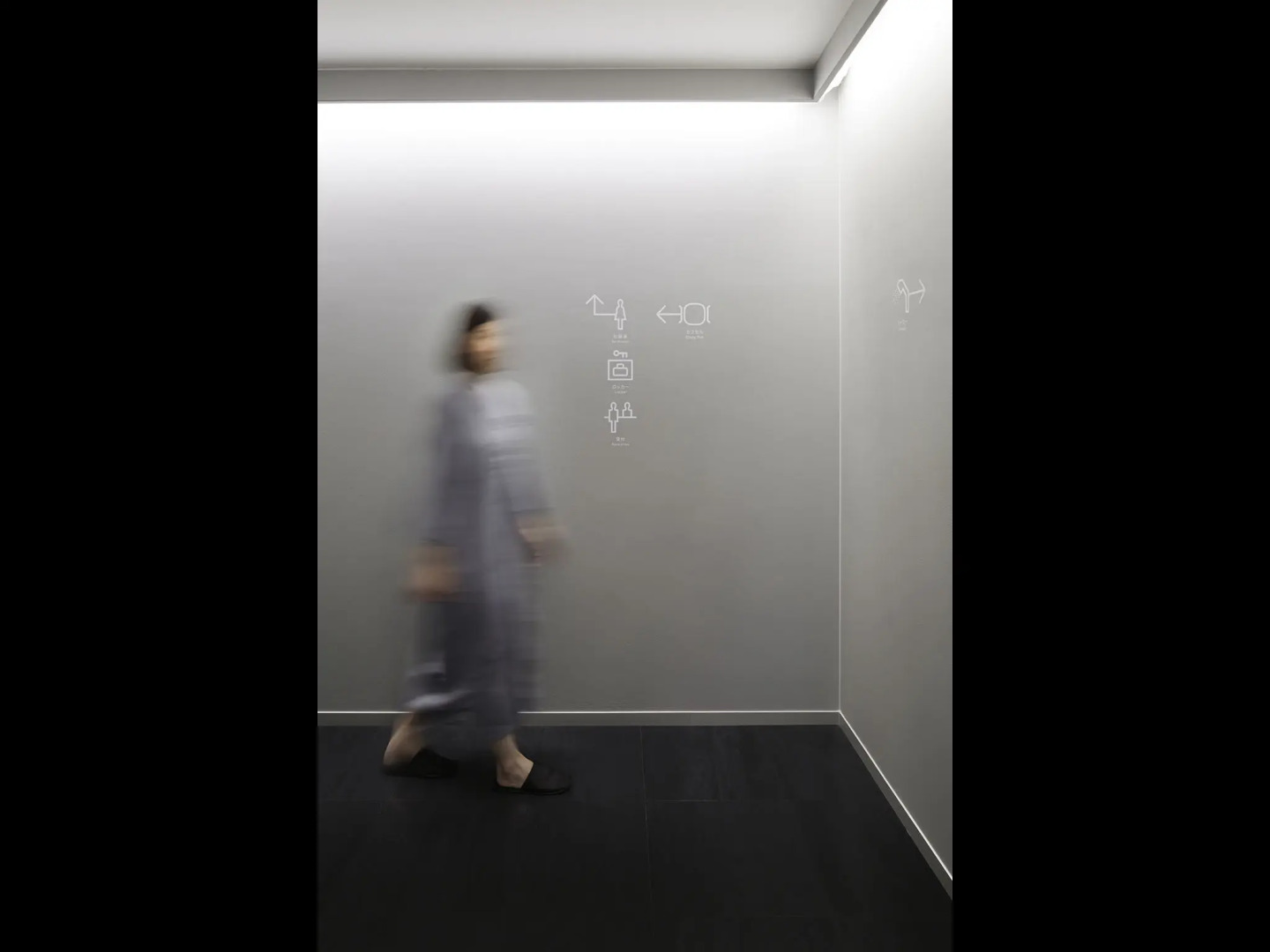 9h nine hours Narita Airport