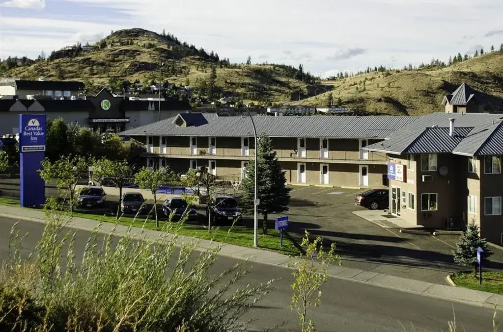 Rodeway Inn & Suites