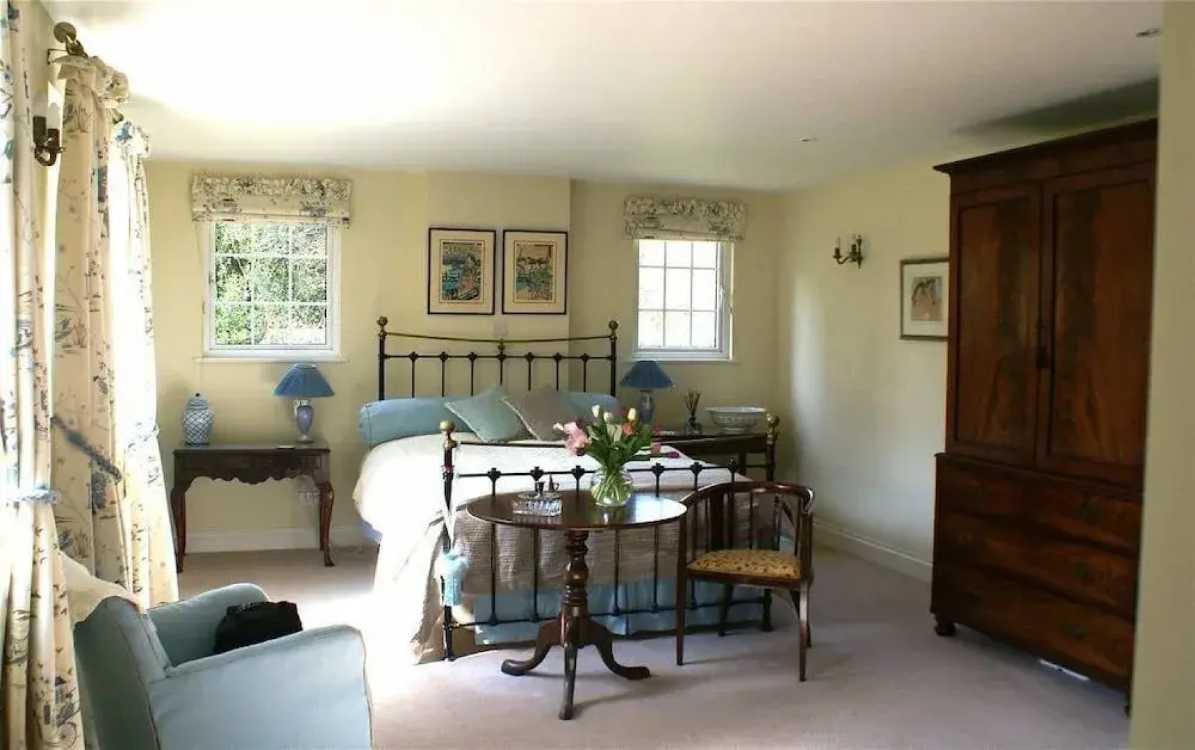 Thimbles Bed & Breakfast