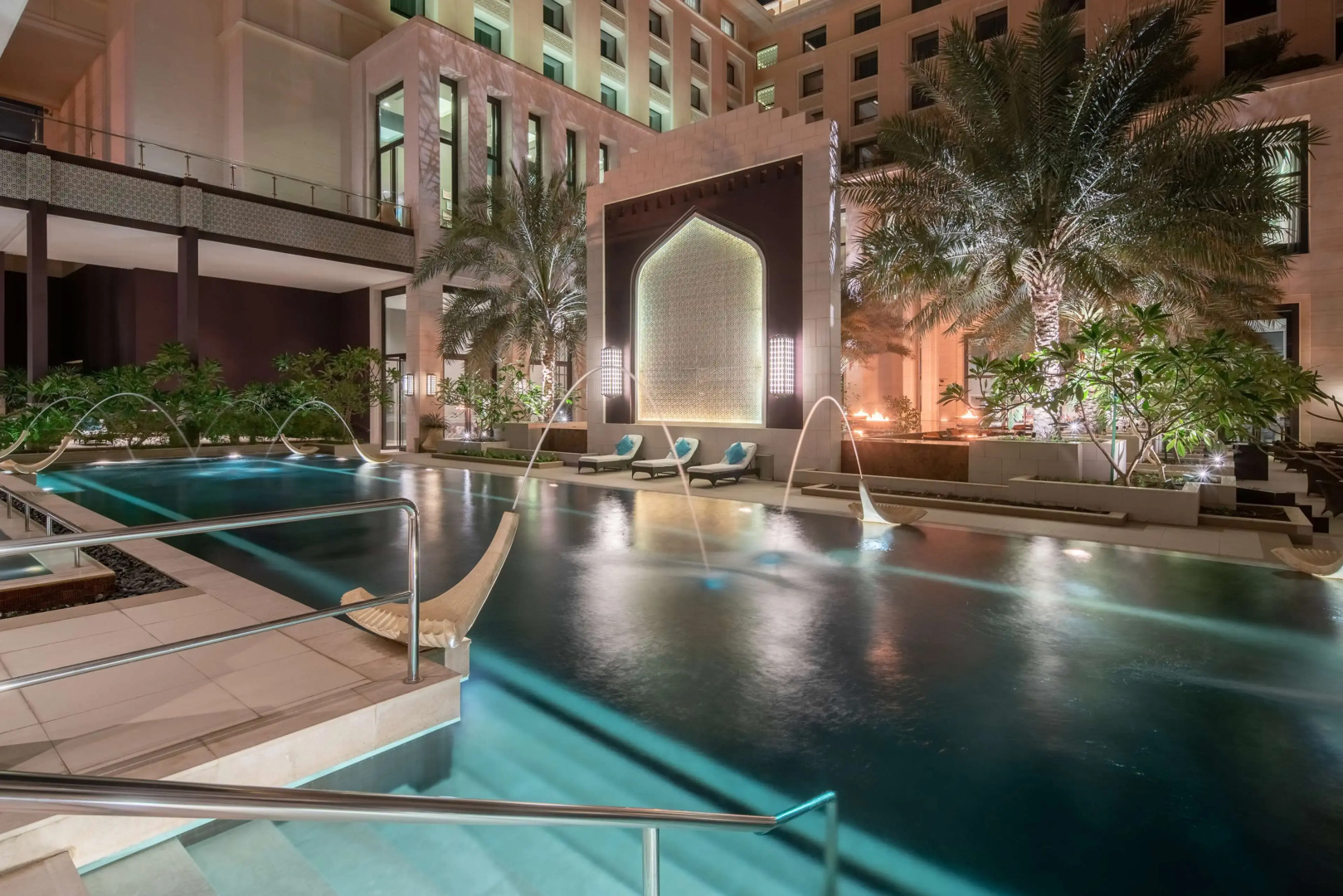 Отель Radisson Collection Muscat Hormuz Grand