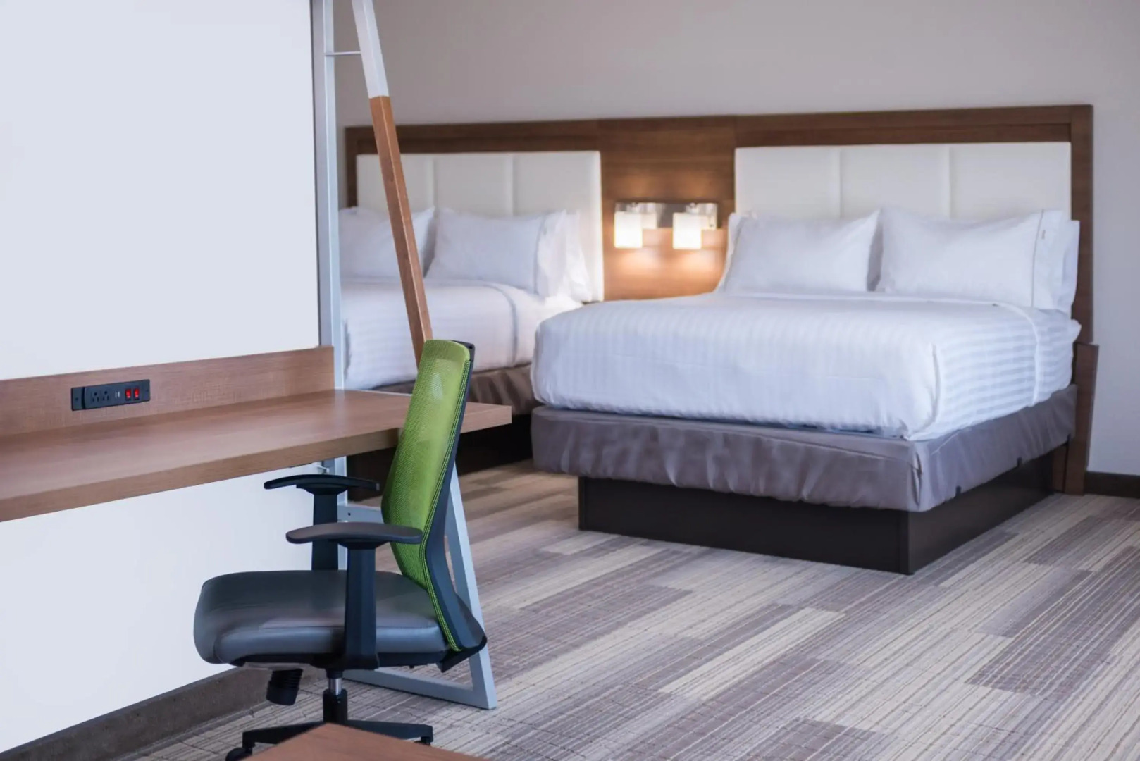 Holiday Inn Express & Suites Fort Worth West by IHG