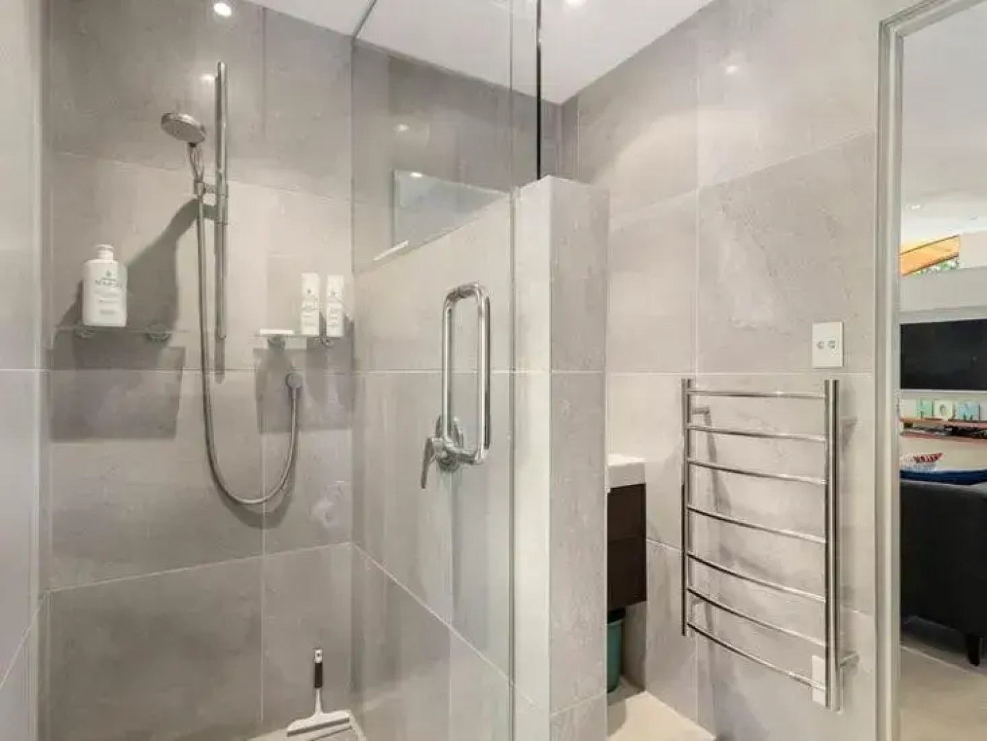 FlaxWater Bach - Lake Tarawera Holiday Home