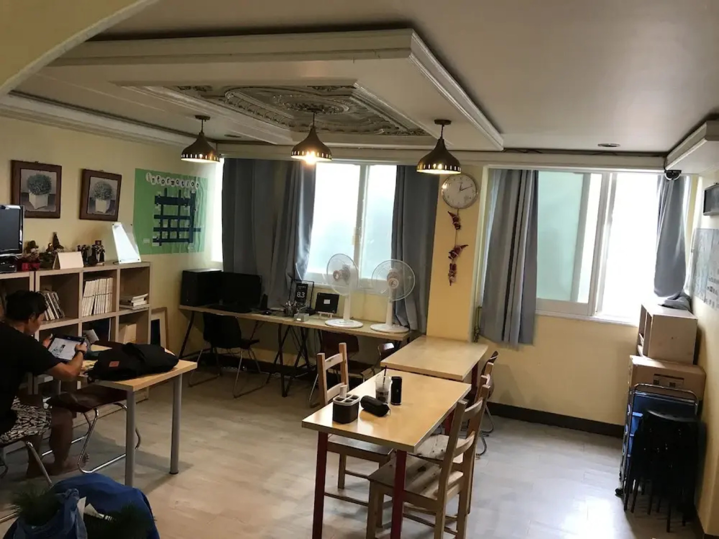 GUESTHOUSE SANTA - Hostel