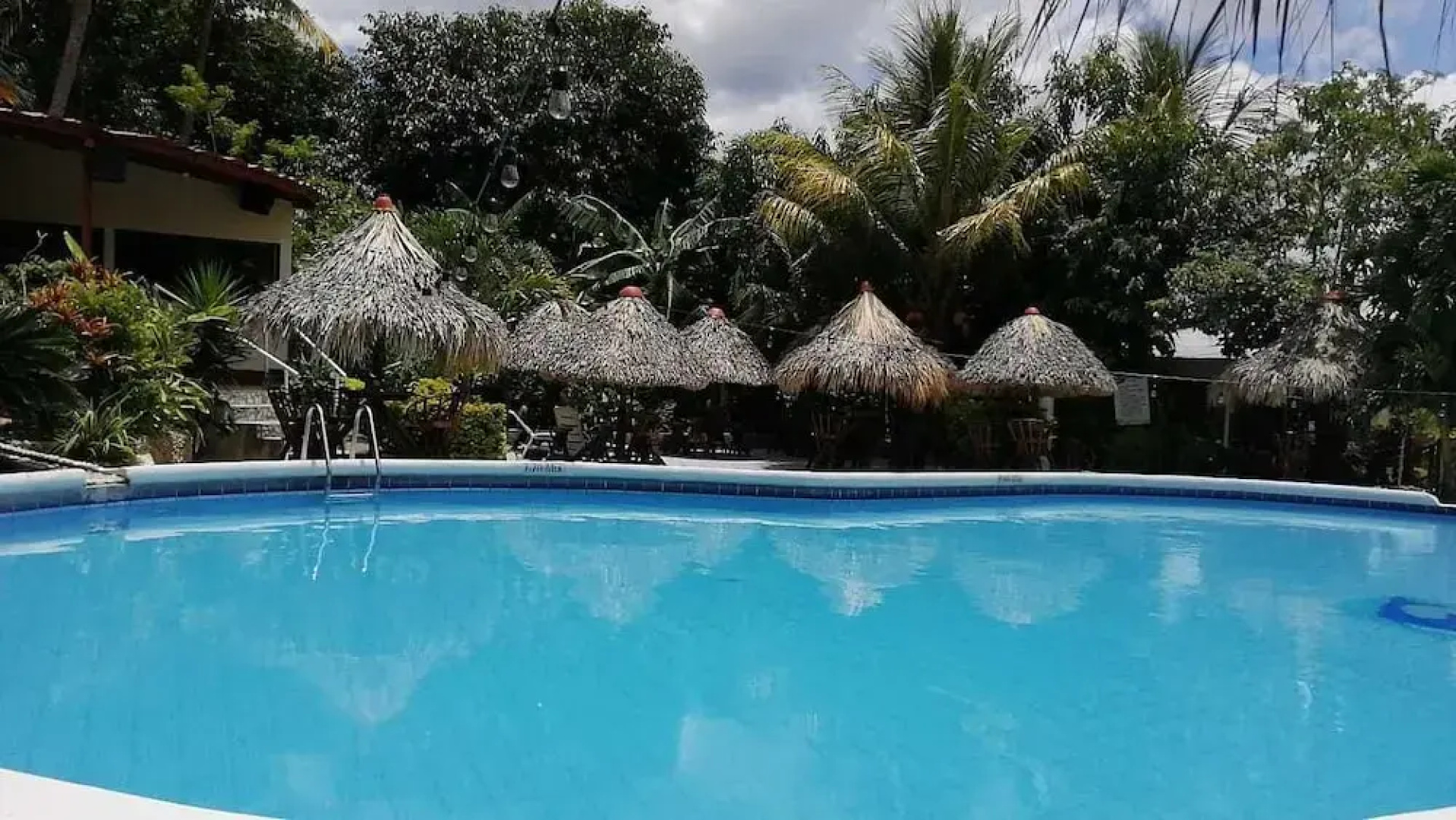 Apart Hotel Acuarious de Luis