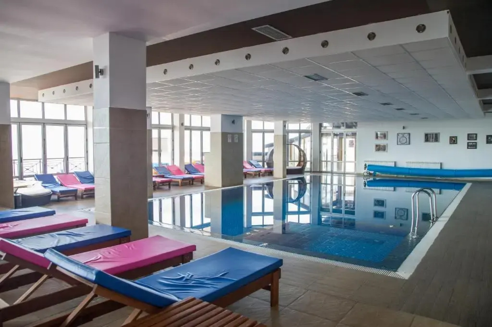 MISS Premier 19 Milmari