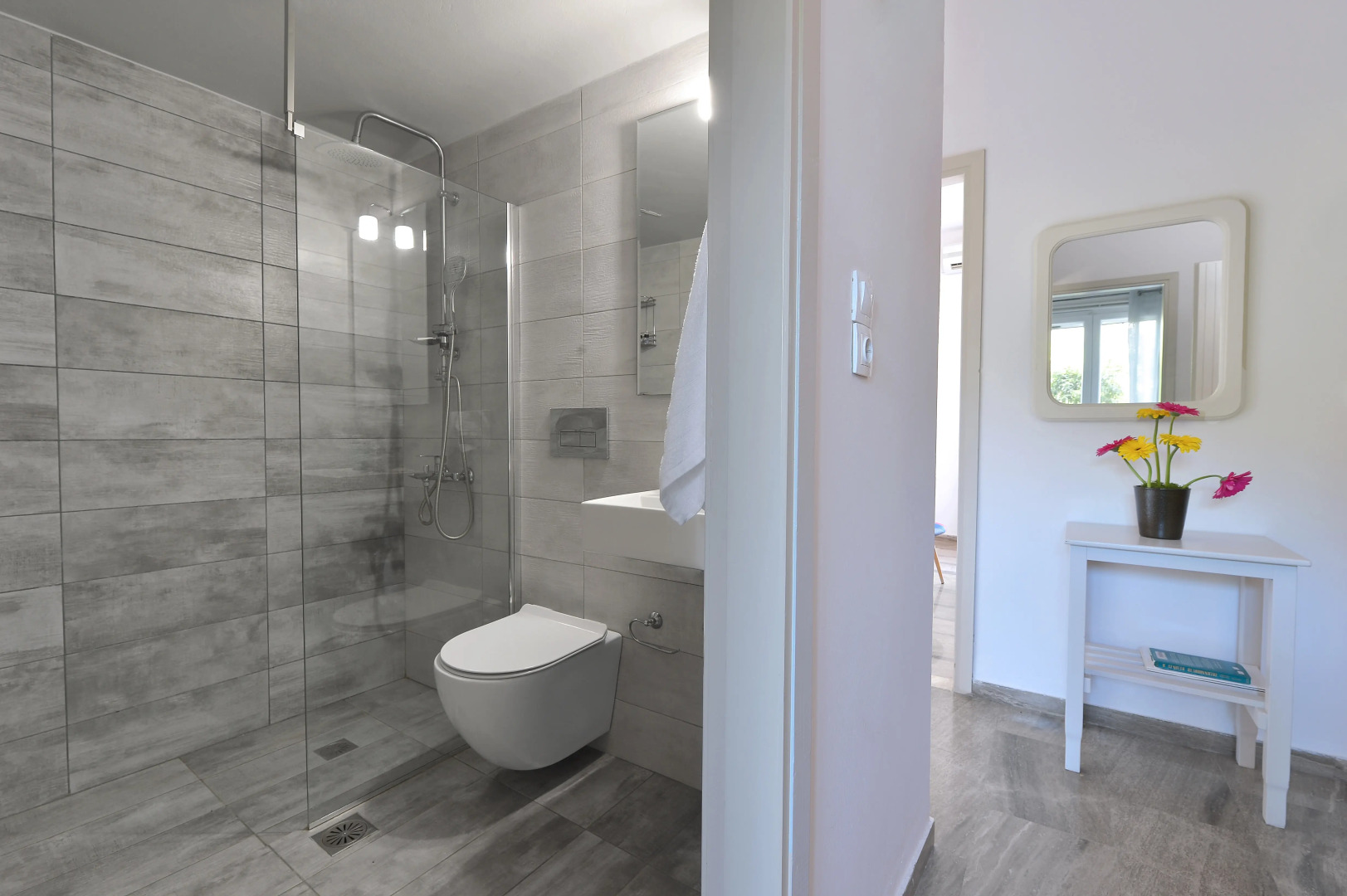 Stork Holiday Apartments - Garden & Sea View