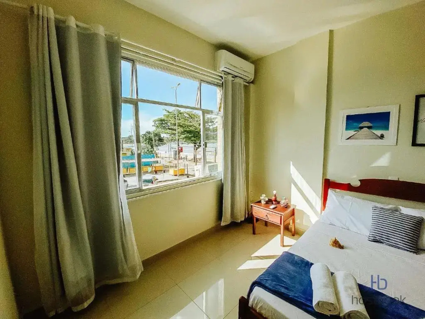 Apto a beira mar no Centro - WIFI 200MB - Netflix - Cozinha equipada - Portaria 24h - Ar condicionado