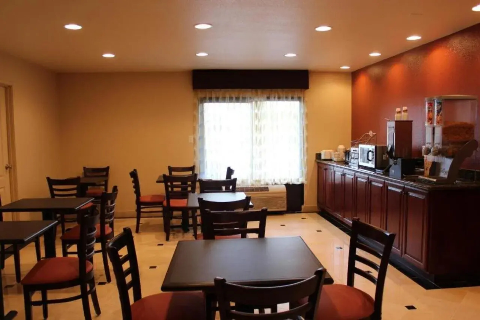 Super 8 Vallejo/Napa Valley