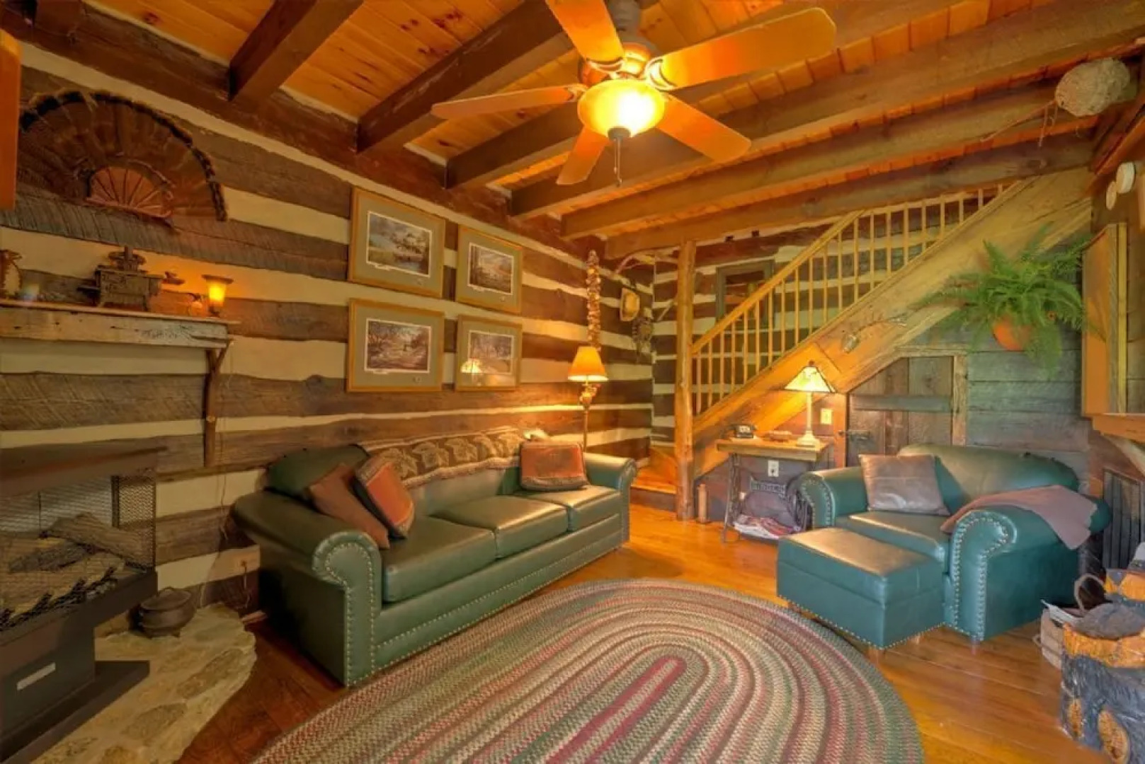 Lone Pine Lodge - 2 Br Cabin