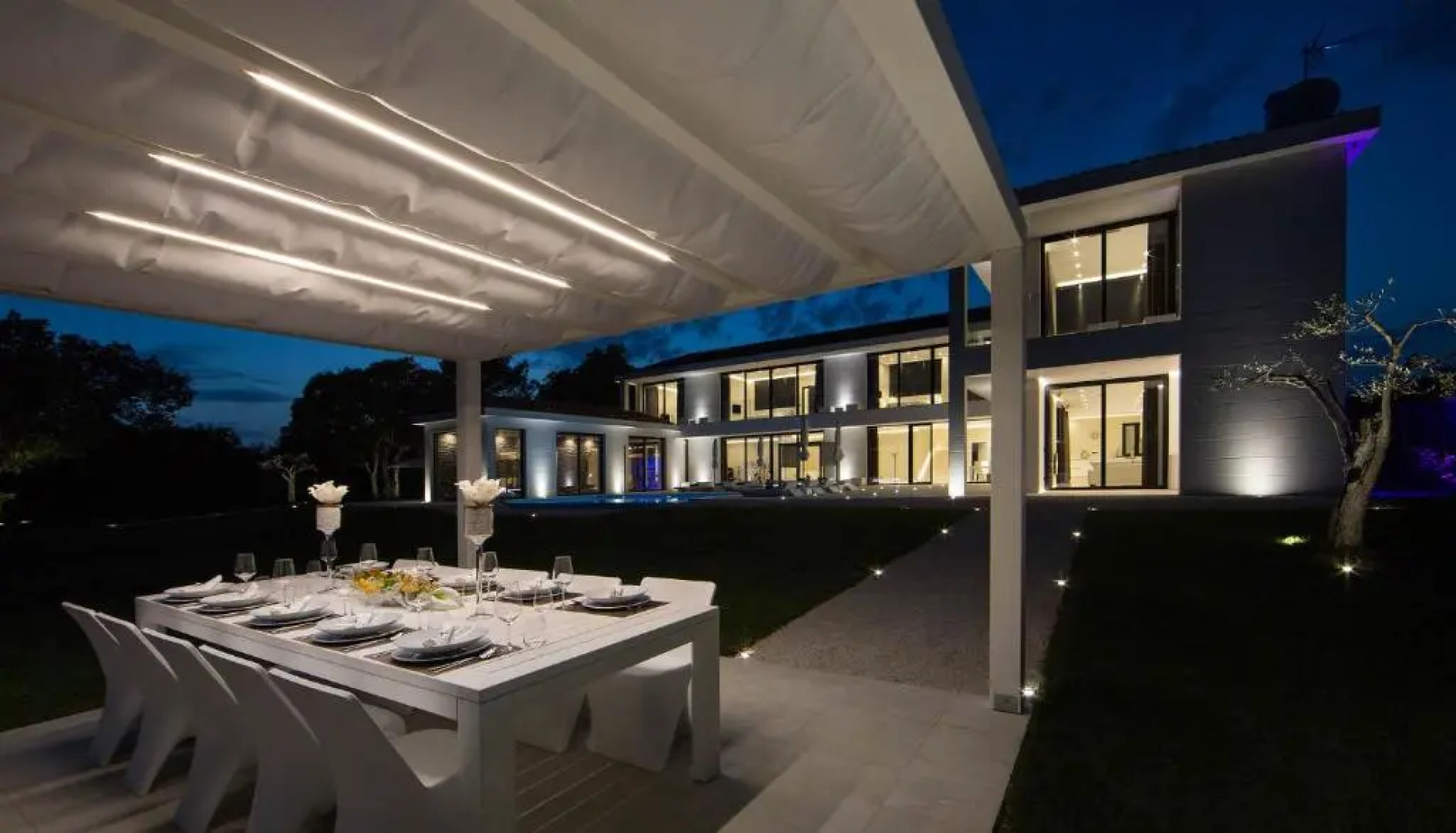 Villa Vrsar Magnifique A Beautiful Contemporary 5 Bedroom Villa Sauna and Gym