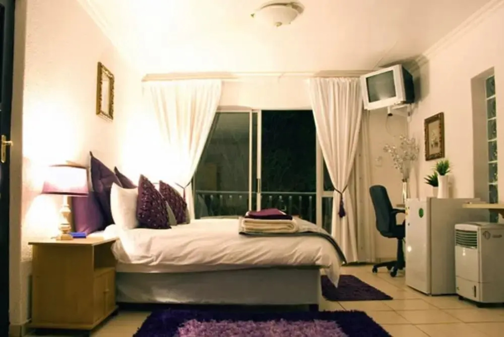 Rolls Royce Guest House