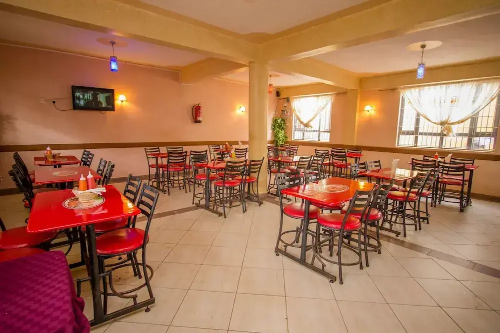 Hillside Grand Hotel