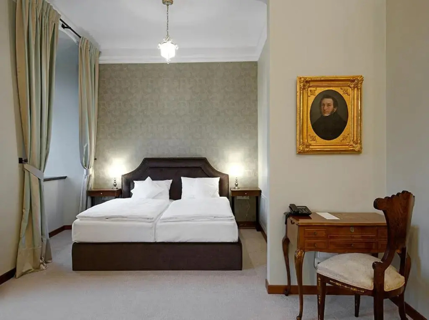 Zamek Karpniki Schloss Fischbach