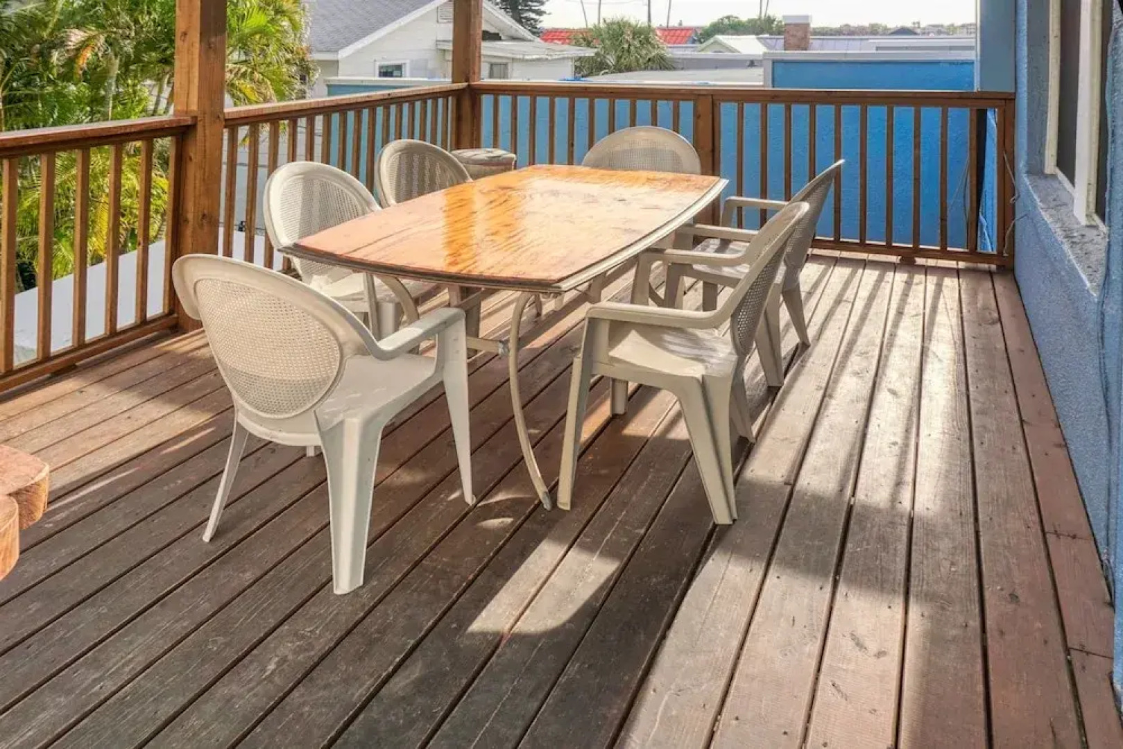 Pass A Grille Beach Escape (107-8)