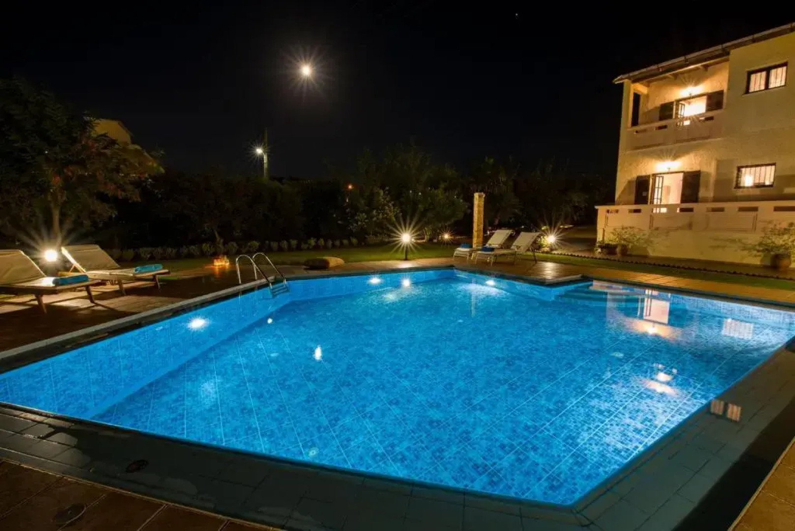 Exclusive Crete Villa Villa Alexia 4 Bedrooms Large Lawned Gardens Chania