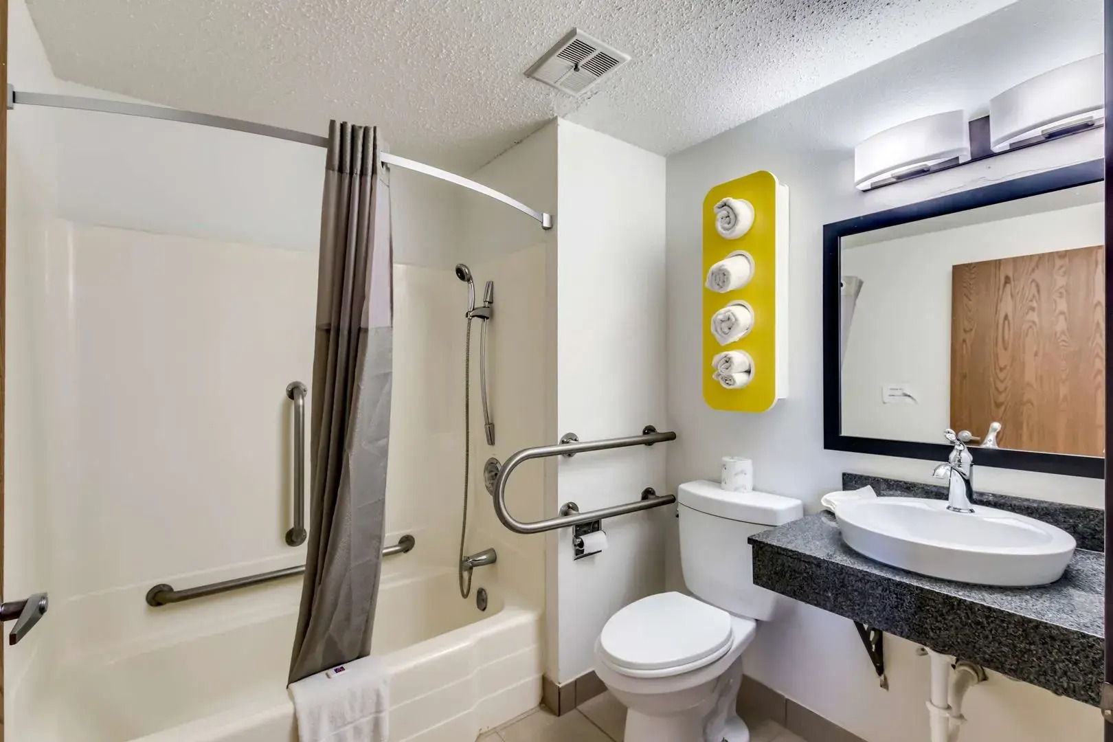 Motel 6 Albert Lea, MN