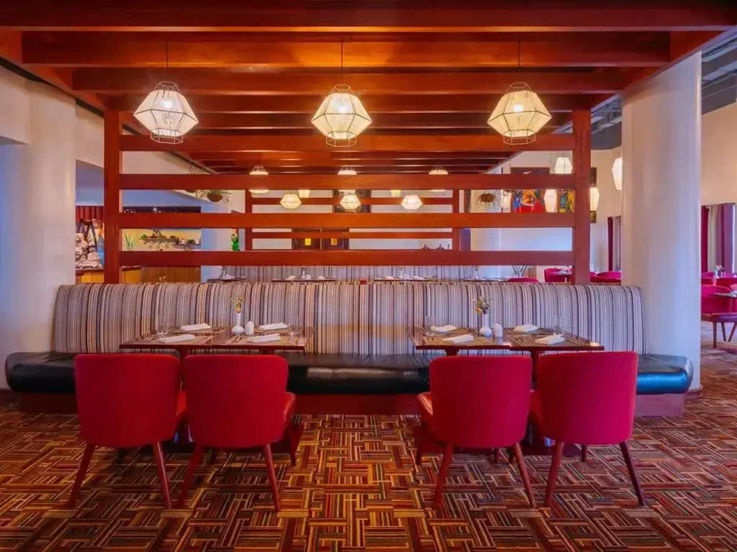 Отель Mövenpick Hotel & Residences Nairobi