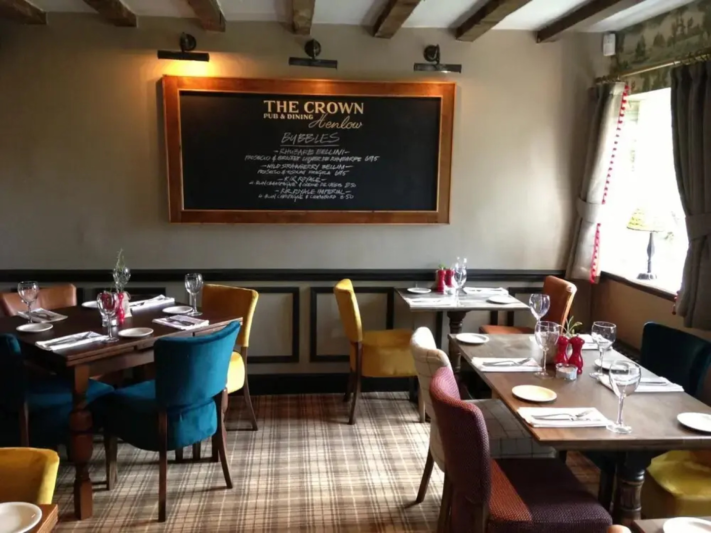 The Crown Pub, Dining & Rooms