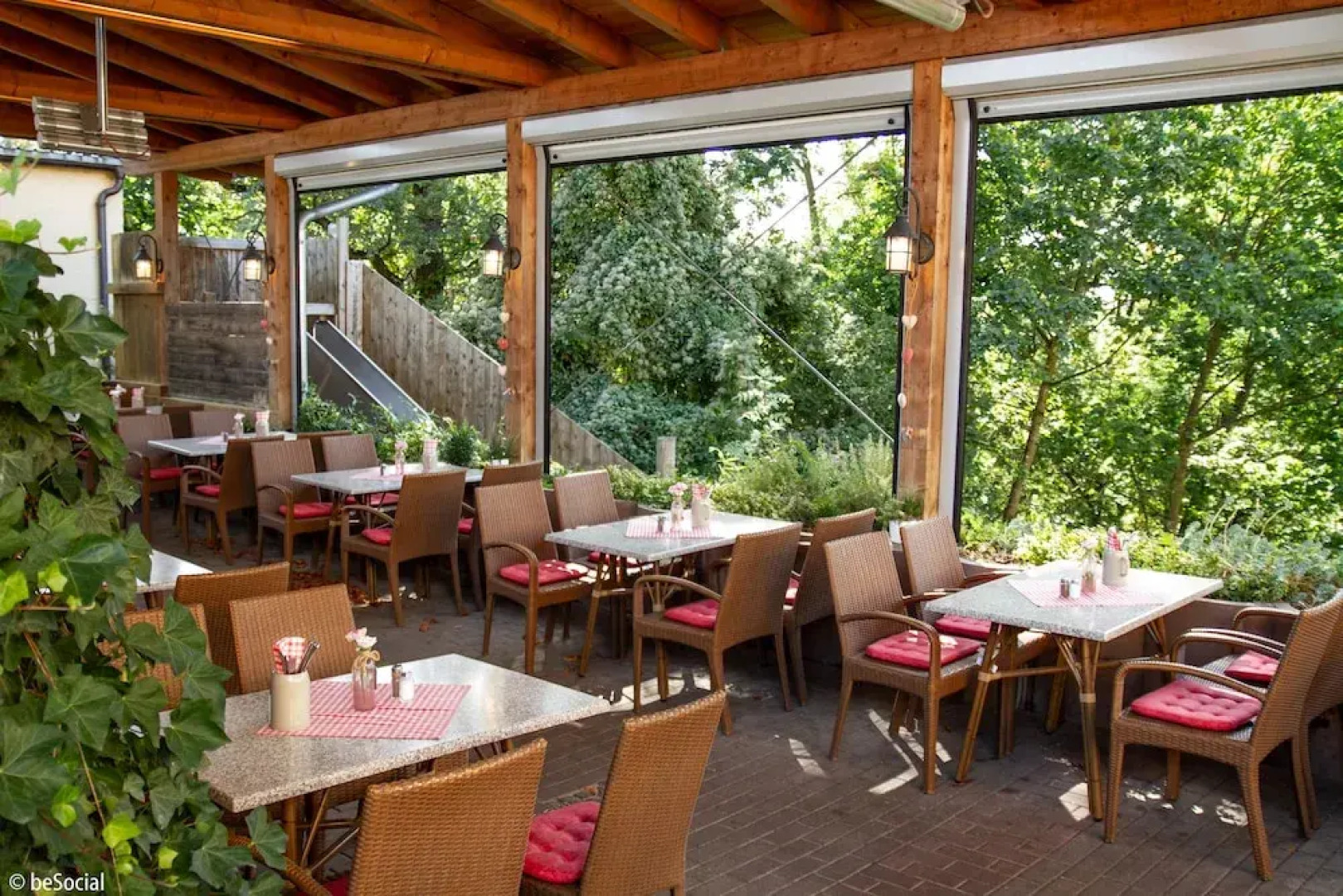 Bastei - Cafe - Restaurant