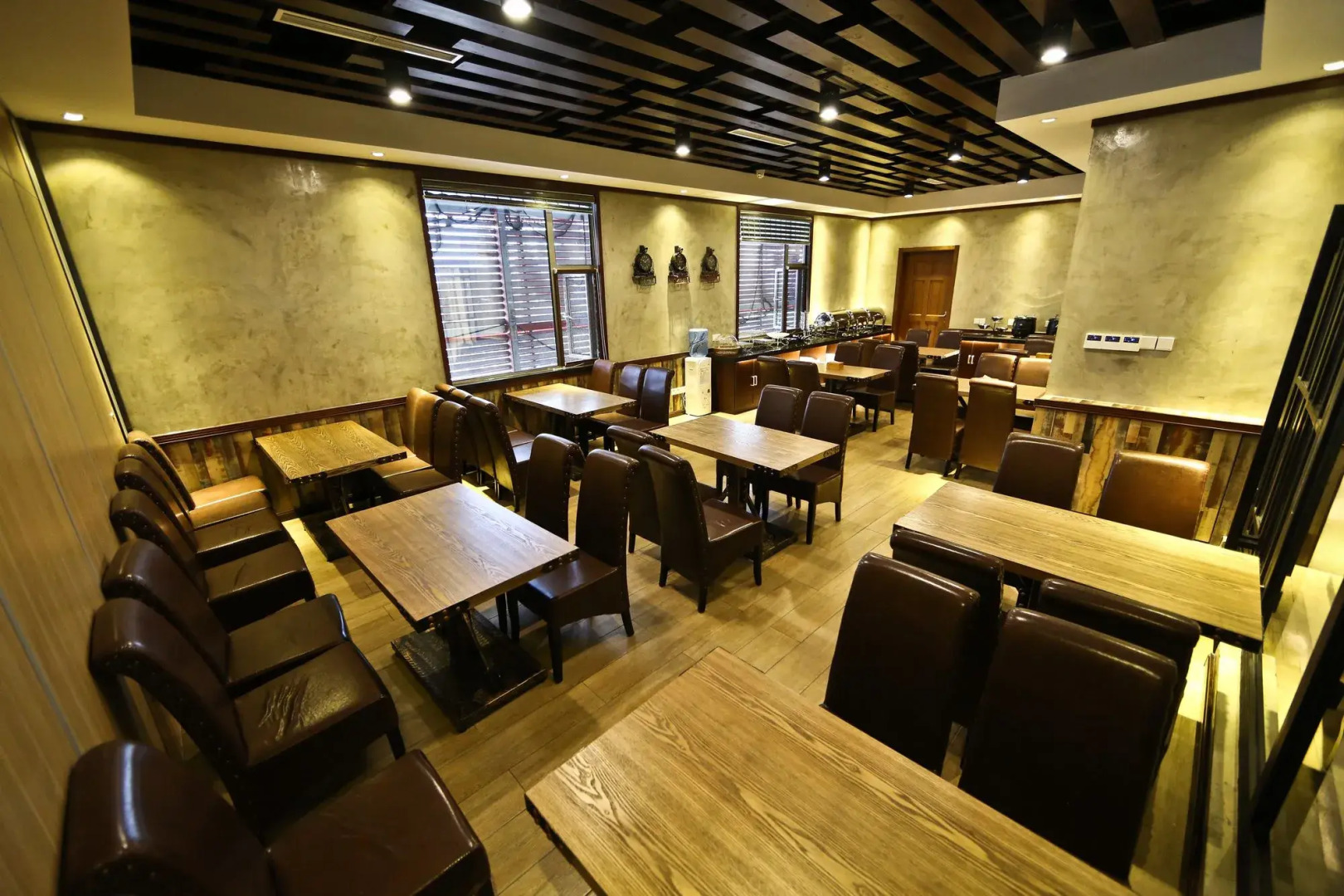 Nostalgia Hotel Near Beijing Panjiayuan Antique Market