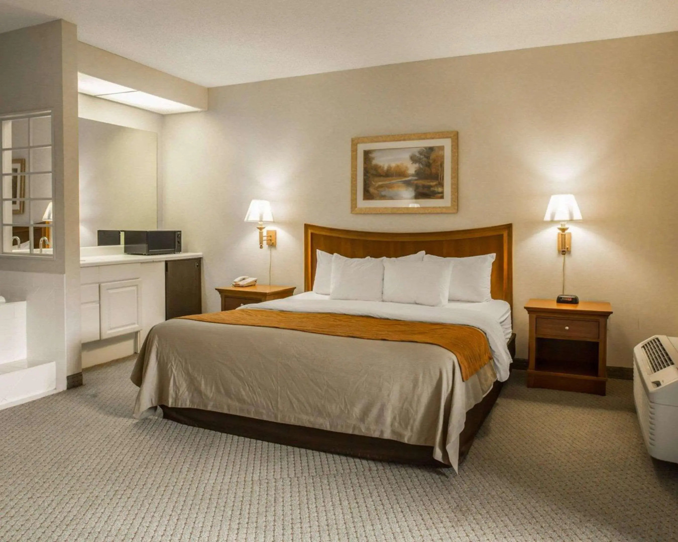 Rodeway Inn & Suites Cherokee On the River