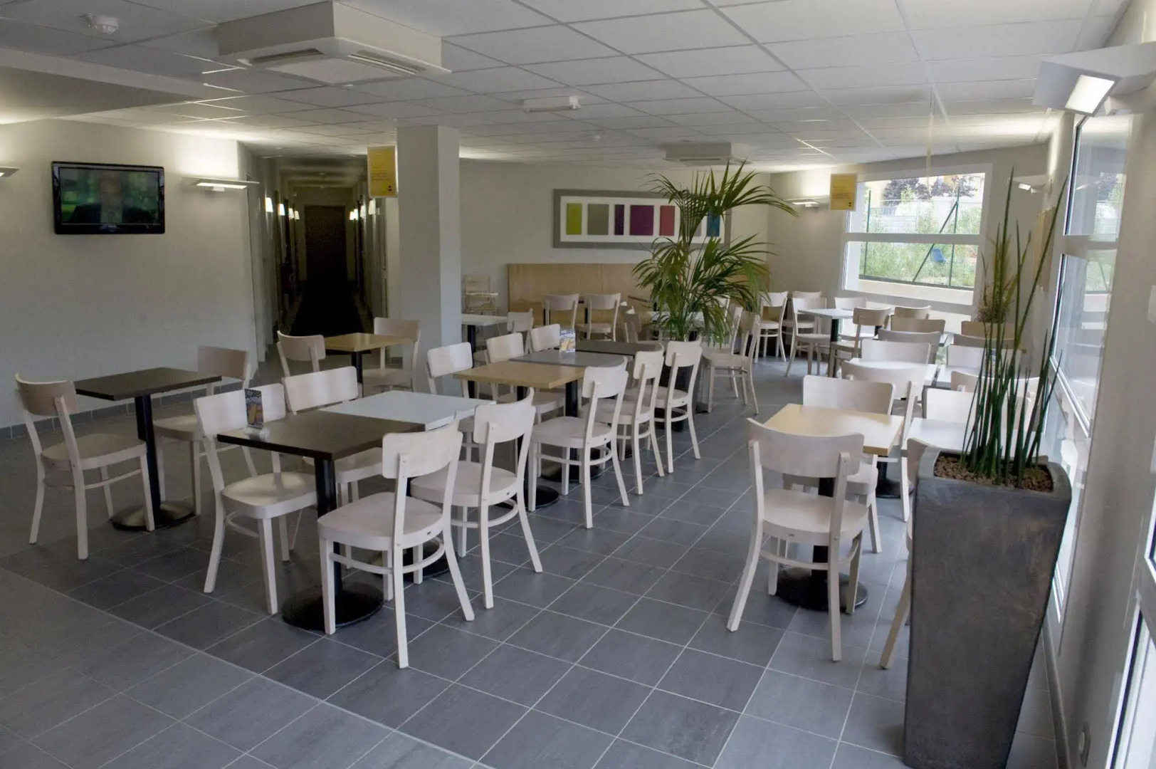 B&B HOTEL Aix-en-Provence Le Tholonet