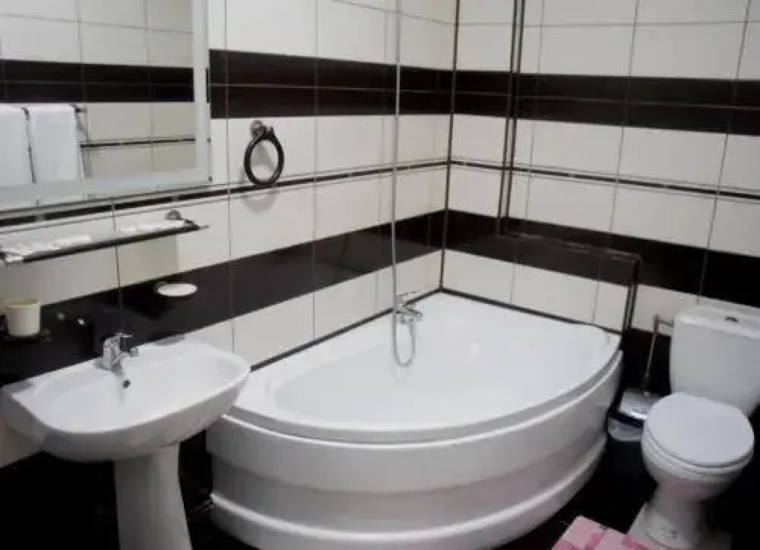 Pensiunea Crystal II