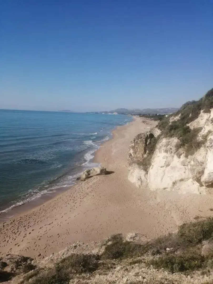 Appartamento con giardino con accesso a mare