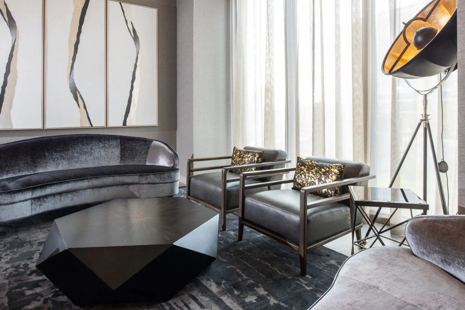 The Row Hotel at Assembly Row, Autograph Collection