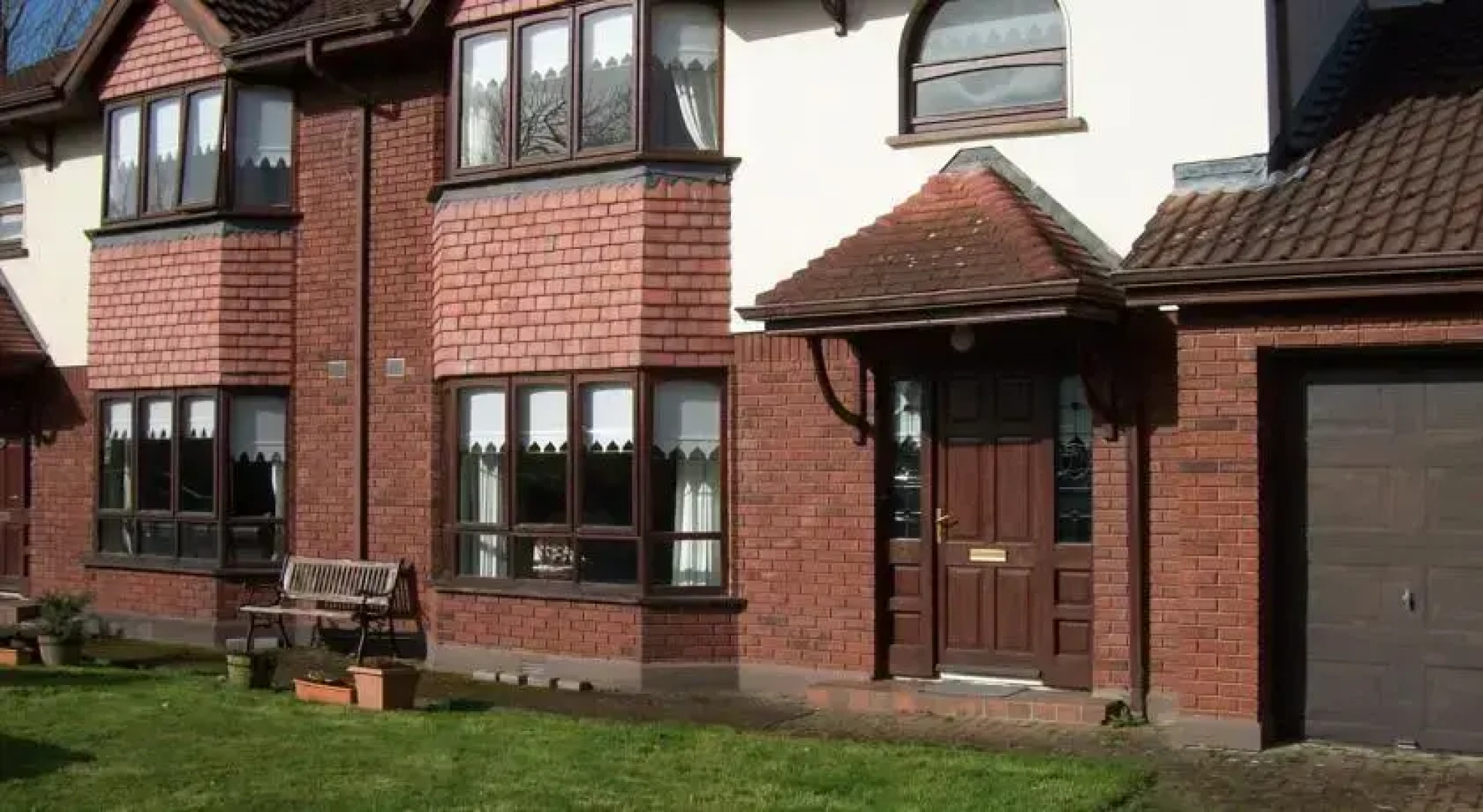 Robinsnest Short Stay Accommodation Limerick