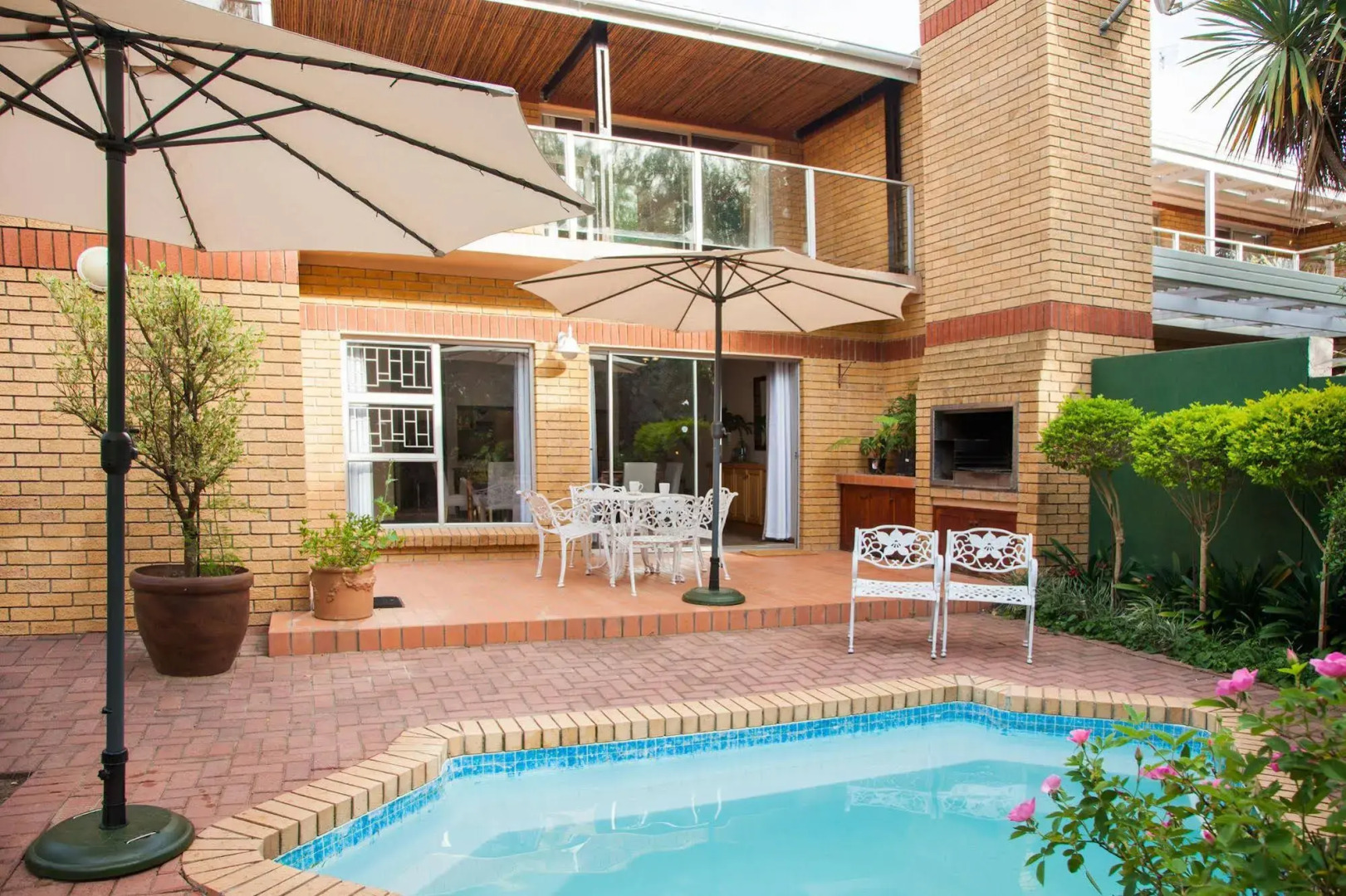 Feather Nest Guest House