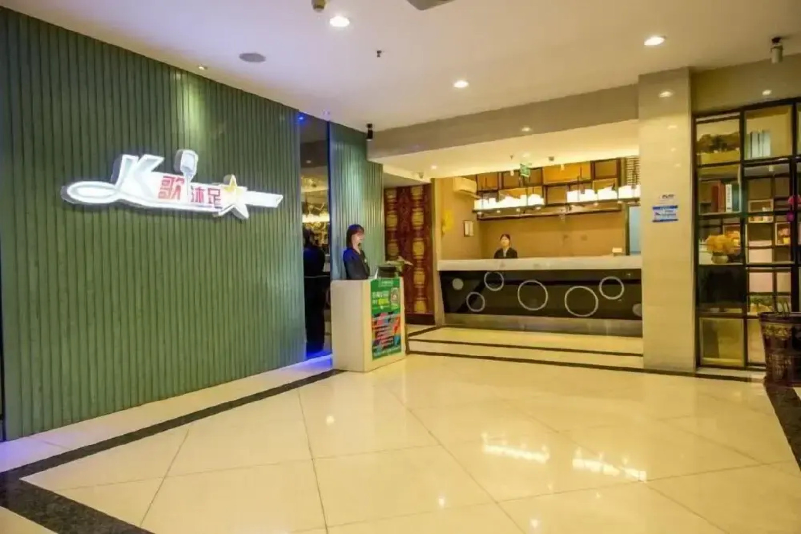 Huangguang Holiday Hotel