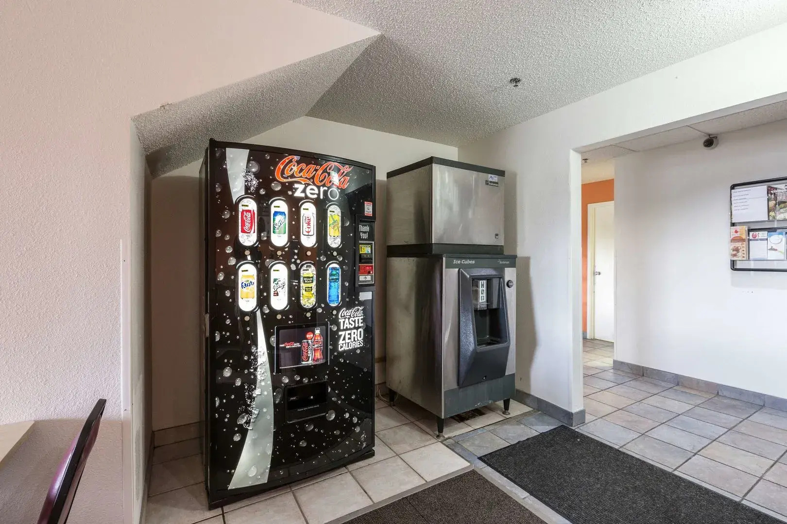 Motel 6 Waterloo, IA