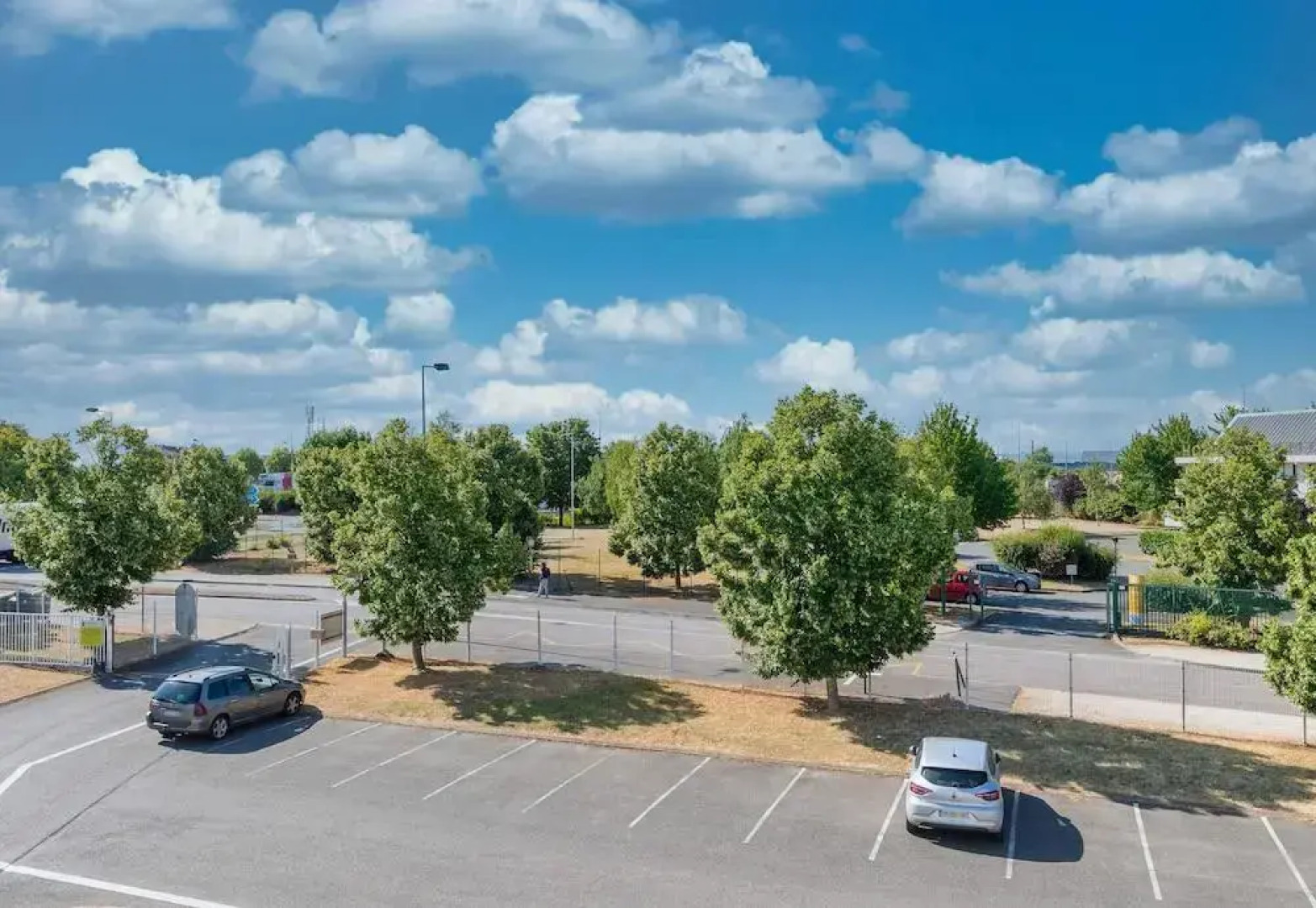 B&B HOTEL Bourges (1)