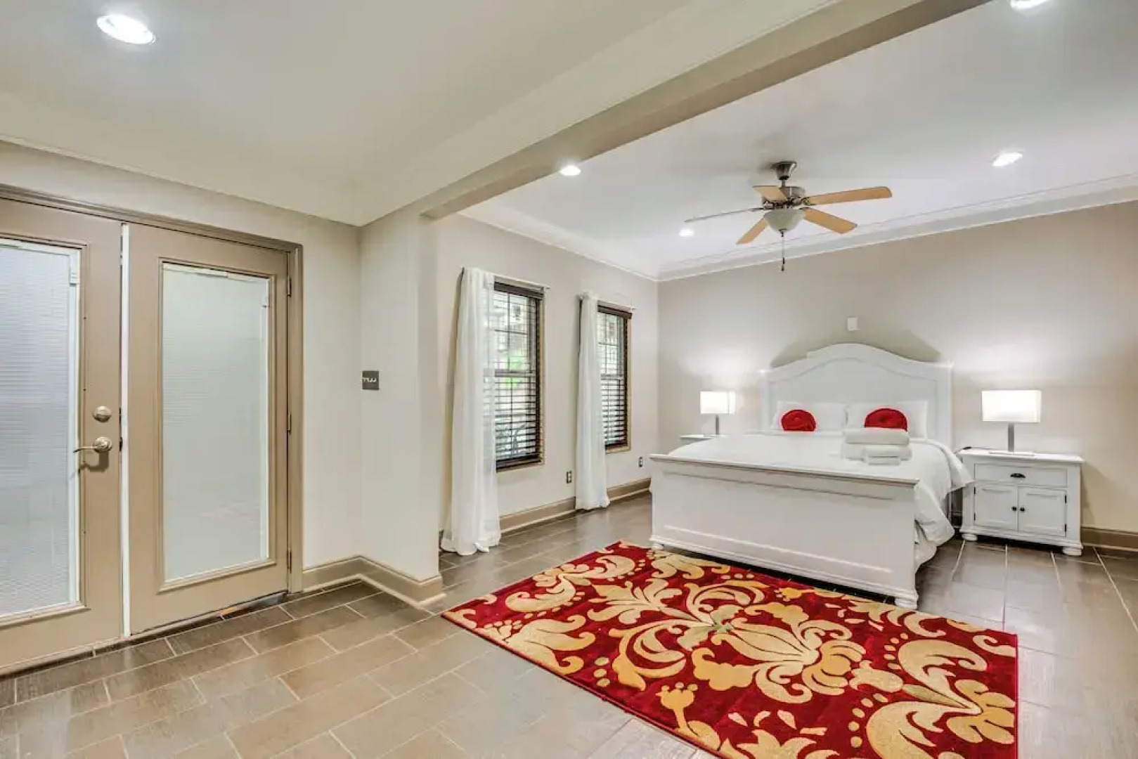 5 Mi to Lake Acworth: Georgia Gem w/ Private Patio