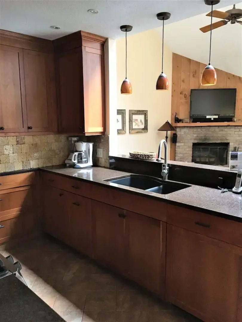 Kettlebrook - 2 Br Condo
