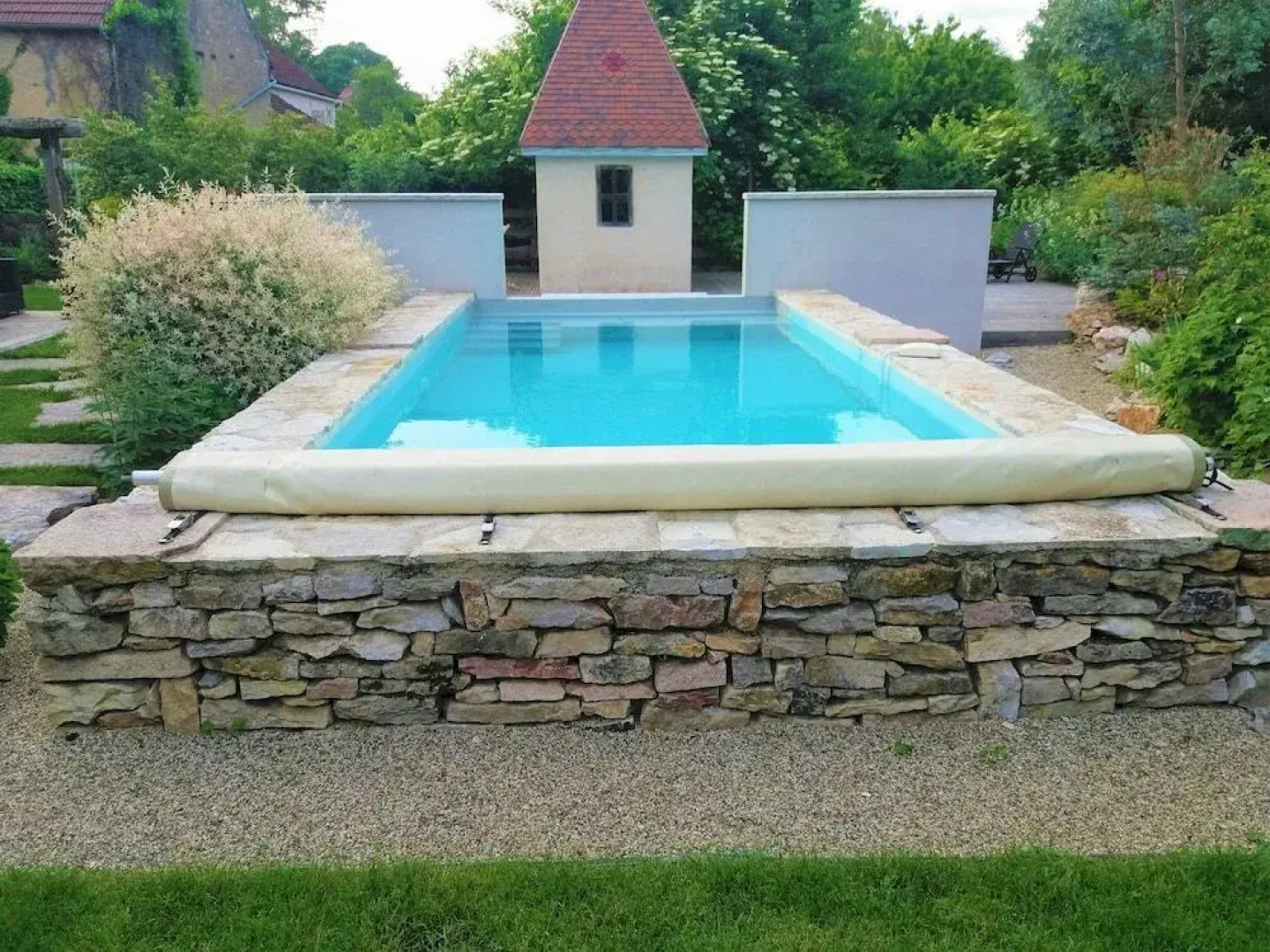 Gite De Pierre et de Lumière