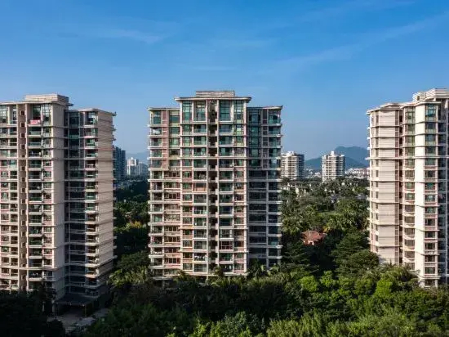 Lingshui Ocean Heart Hotel (Clear Water Bay)