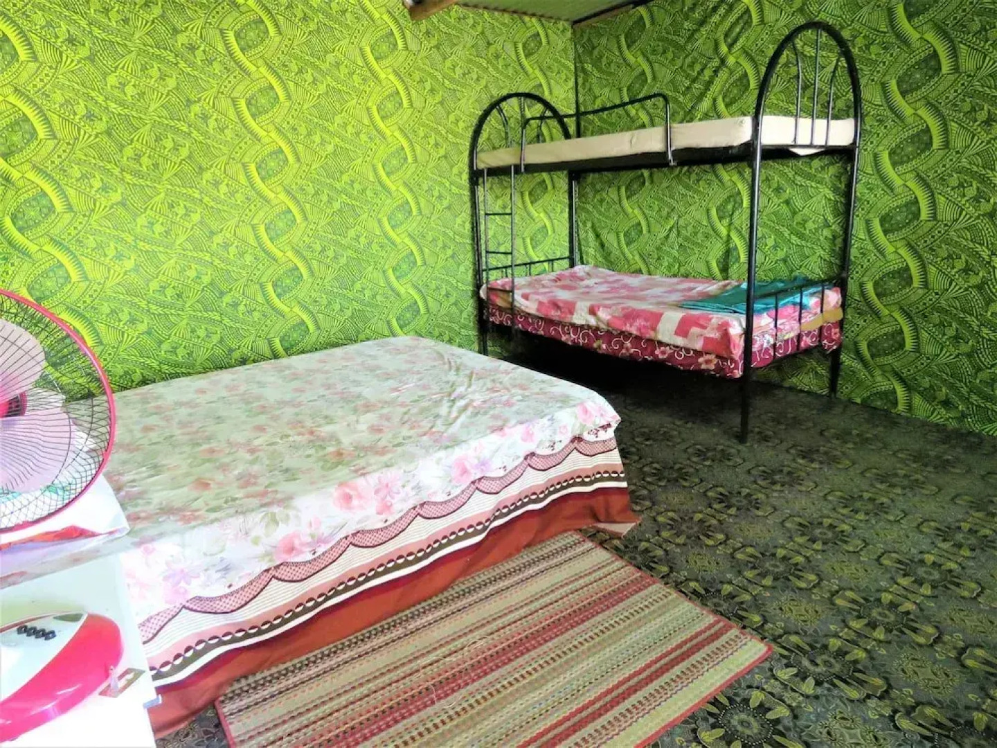 Mountain Oasis Farm Stay