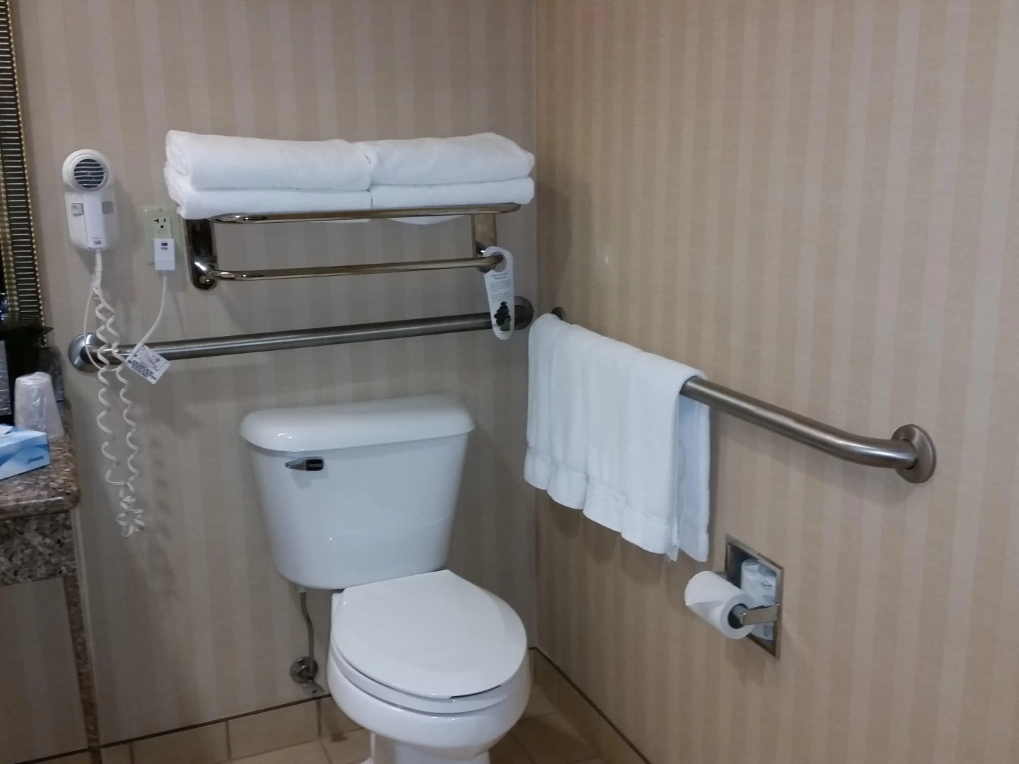 Holiday Inn Express & Suites New Buffalo by IHG