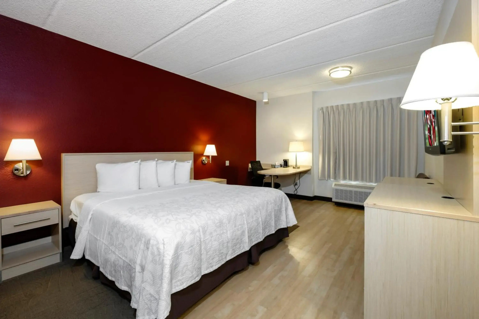 Red Roof Inn PLUS+ Gainesville