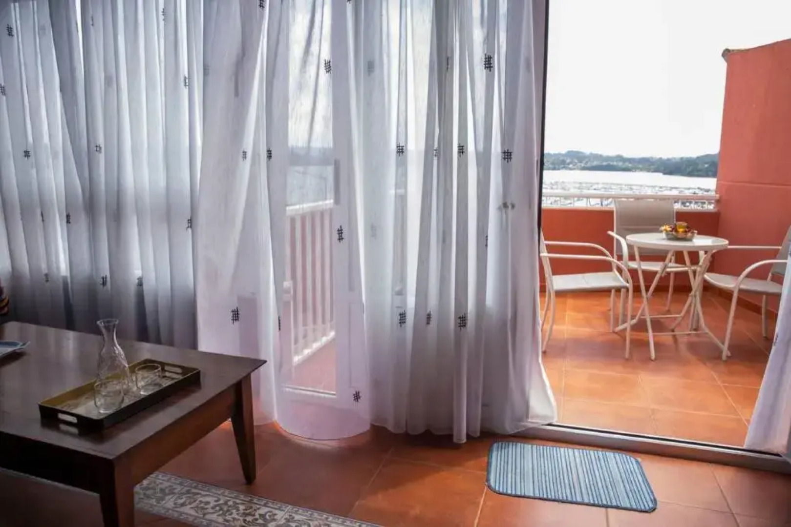 Casa Morazón Fontán Sada