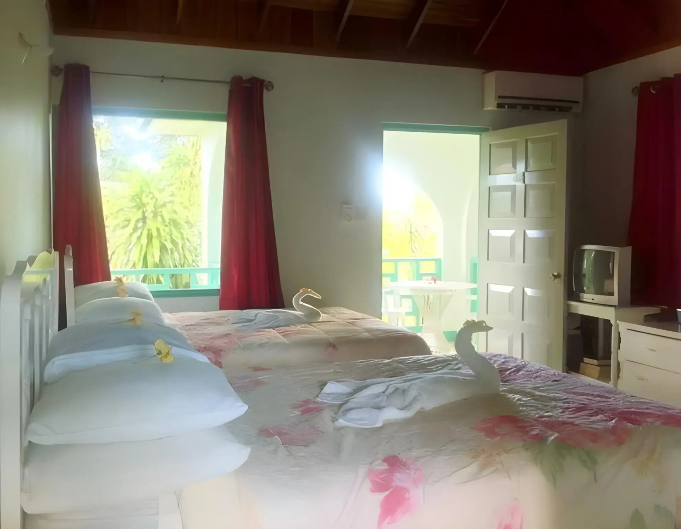 Gold Nugget Hotel